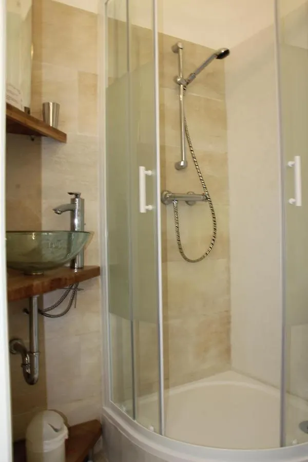 קאן Zone Pietonne, 3 Chambres, 3 Sdb 0*,  צרפת